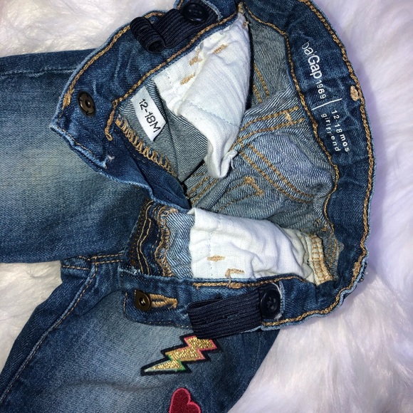 SUPER cute Baby Gap boyfriend jeans - Picture 5 of 5